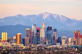 九游体育入口-洛杉矶湖人发布备战花絮；赛前单刀错失；德甲任务艰巨；高层口径保持一致(利拉德加盟湖人官宣)